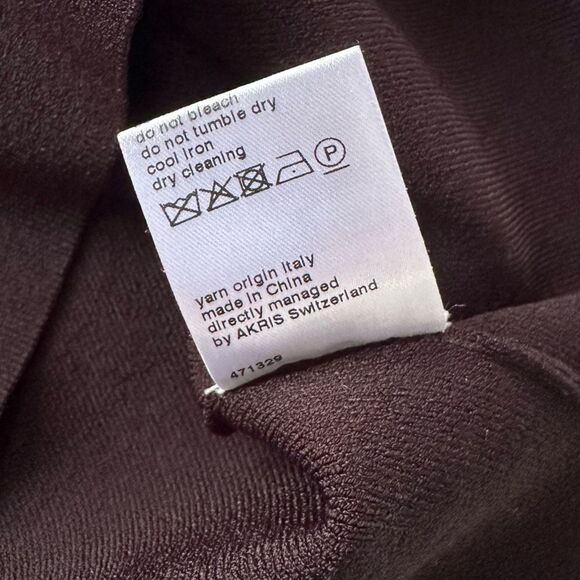 Akris Punto Stretch Viscose Knit Black Sleeveless Shell Tank w/ Crystal Detail 4 - Picture 14 of 14